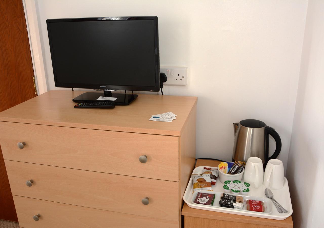 The Cove Guest House Rhyl Bagian luar foto
